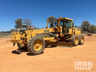 1994 John Deere 670B Motor Grader