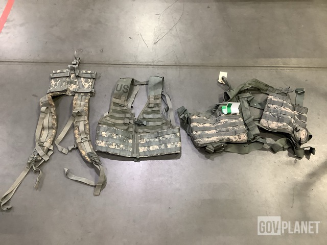 (9) Survival Vests, (21) Fighting Load Carriers & (38) Enhanced Shoulder Straps