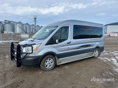 2015 Ford Transit 350 XLT 12 Personentransport-Kombi