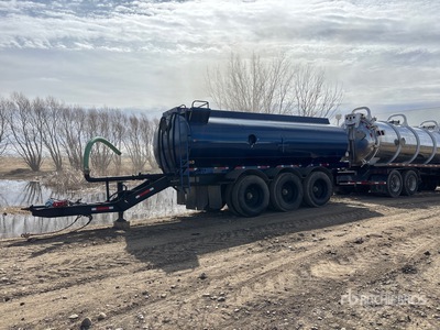 1998 Advance 15900 L Tri/A Pup Trailer cisterna