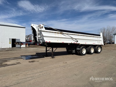 1999 Gerry's 36 ft Tri/A Remolque banera