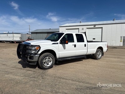 2015 Ford F-250 XLT 4x4 Crew Cab Pickup