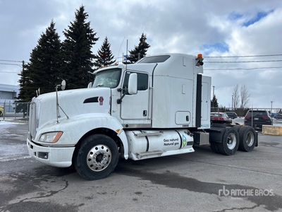 2014 Kenworth T660 CNG 6x4 Tracteur Routier Couchette