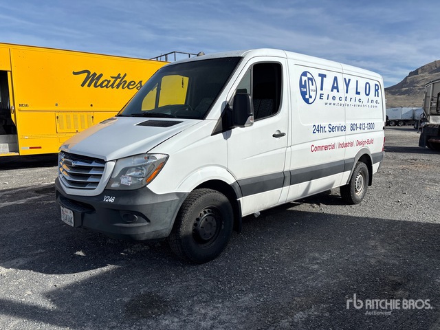 2017 Freightliner 2500 Sprinter 2017 Freightliner 2500 Sprinter Cargo Van (Inoperable)
