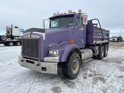 1995 Kenworth T800 6x4 T/A Dump Truck