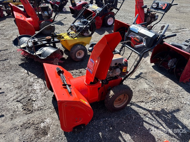 2015 Ariens AX254 28 in Deluxe Snow Blower | Ritchie Bros. Auctioneers