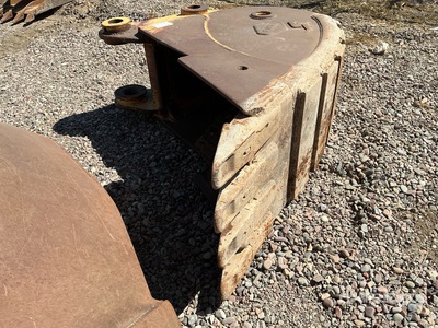 Hensley 25 in Digging Excavator Bucket