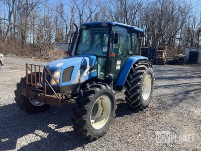 New Holland TL100A 4WD Tractor