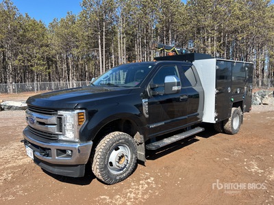 2019 Ford F-350 4x4 Extended Cab Servicewagen