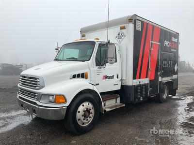 2005 Sterling Acterra 4x2 Camion de lubrification