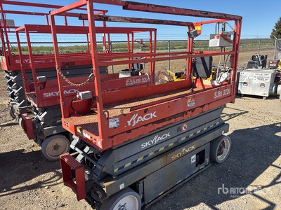 2016 Skyjack SJ3220 Electric Scissor Lift