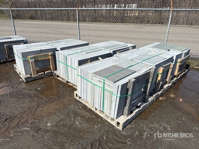 Quantity of (7) Pallets of Bluestone Landscaping Paver sizes may vary حجر