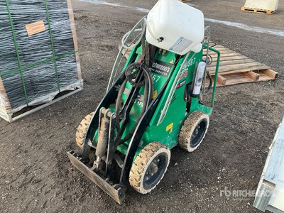 2018 Sherpa SH100E Mini Electric Ładowarka o sterowaniu burtowym