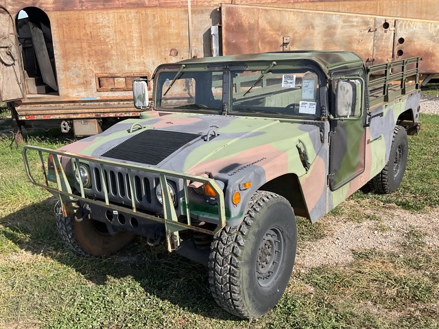 2007 AM General M1097R1 HMMWV 2 Door Soft Top w/Truck Body