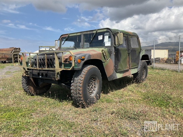 2007 AM General M1097R1 HMMWV 4 Door Soft Top w/Truck Body