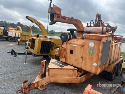 Bandit 2090 Tow-Behind Wood Chipper