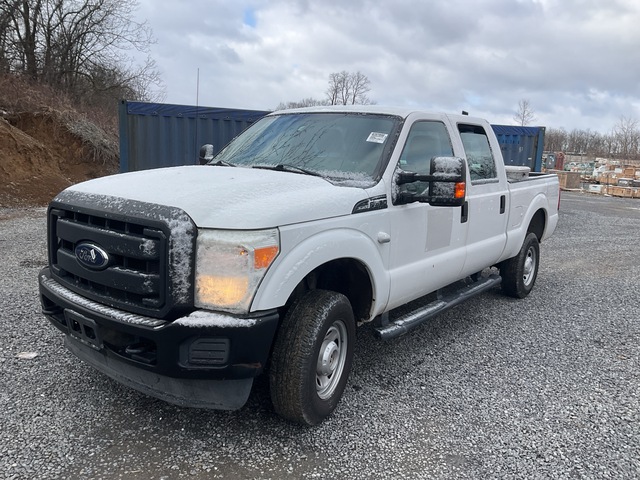 2015 Ford F-350 Super Duty XL 4x4 Pickup