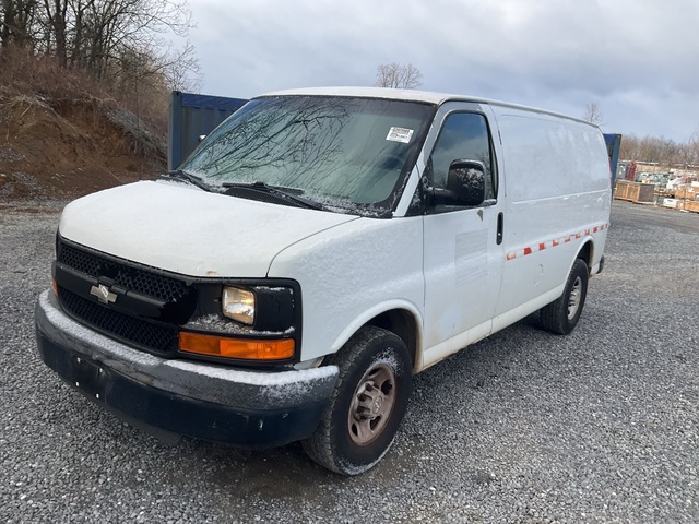 2009 Chevrolet Express 2500 Cargo Van