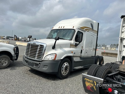 2019 Freightliner Cascadia 125 6x4 T/A Sleeper Truck Tractor (Inoperable)