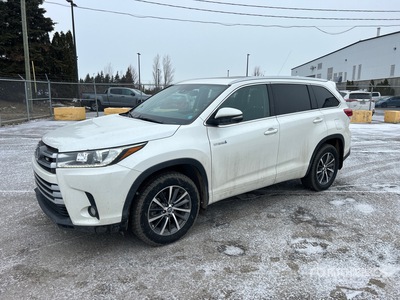 2018 Toyota Highlander Hybrid XLE SUV
