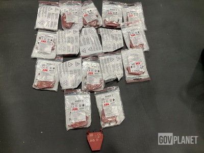 (18) ABB P9B11VN Contact Blocks