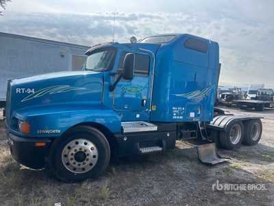 2003 Kenworth T600 6x4 T/A Sleeper Truck Tractor