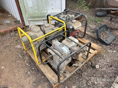 Quantity of (3) Pompe à eau (Inoperable)