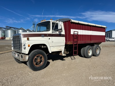 1987 Ford 800 6x4 Getreidetransporter