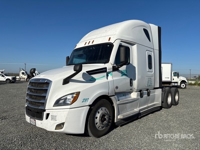 2021 Freightliner Cascadia 126 6x4 T/A Sleeper Truck Tractor