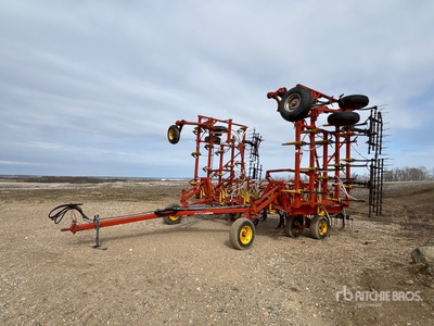 1996 Bourgault 8800 36 ft Grubber