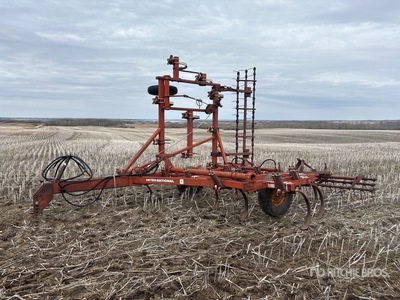 International 55 Chisel Plow 20 ft Grubber