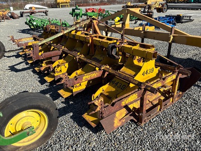 Marvin 15 ft 2 in 3-Point 30 ft 3-Point Hitch Rowmaster