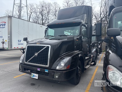 2015 Volvo VNL 4x2 S/A Day Cab Truck Tractor (Inoperable)