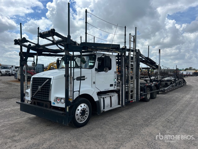 2014 Volvo Truck VAH 6x4 Car Carrier Truck