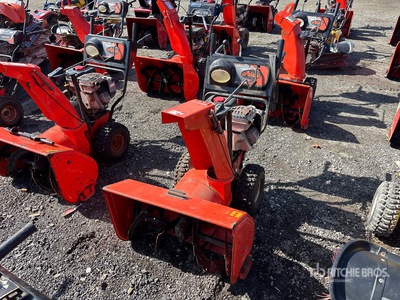 2013 Ariens Deluxe 30 30 in Snow Blower