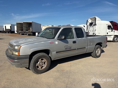 2003 Chevrolet Silverado 1500 Z71 4x4 Extended Cab Pickup