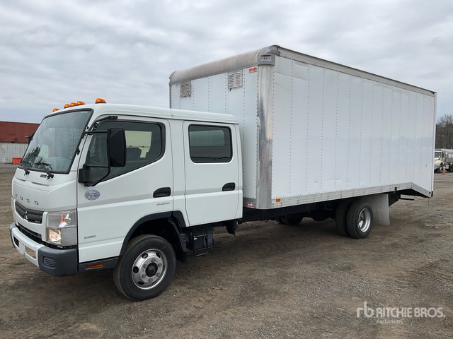 2017 Mitsubishi FEC72W 4x2 COE Van Truck