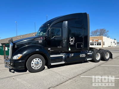 2017 Kenworth T680 6x4 T/A Sleeper Truck Tractor