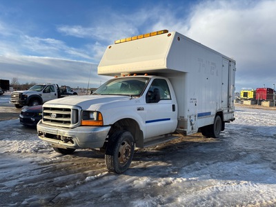 2000 Ford F-450 4x2 Van Truck (Inoperable)
