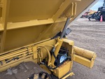 Hydraulics with Hopper Wing Cylinders