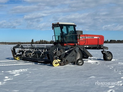 Massey Ferguson 9220 22 ft Swather Andanatore