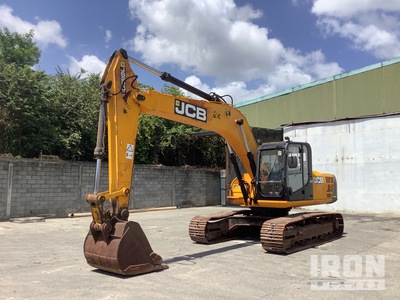 2014 JCB JS220 حفارة بجنزير