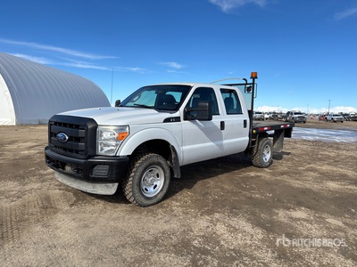 2011 Ford F-350 XL 4x4 Crew Cab Flatbed Truck