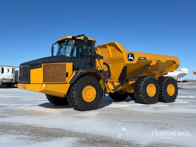 2022 John Deere 410E Series II Knickgelenkter Muldenkipper