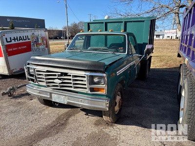 1985 Ford F-350 XL 4x2 Chipper Truck
