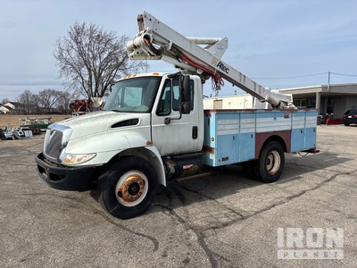Altec TA40 40 ft on 2008 International 4300 4x2 Bucket Truck
