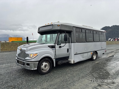2013 International 3000 4x2 23-Seat Transit Bus