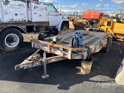 1999 T/A Equipment Trailer