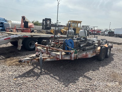 1999 16 ft T/A مقطورة معدات