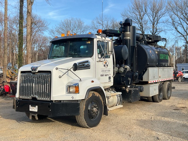 Vactor 21HXPD36 on 2020 Western Star 4700SB 6x4 Vacuum Excavator Truck